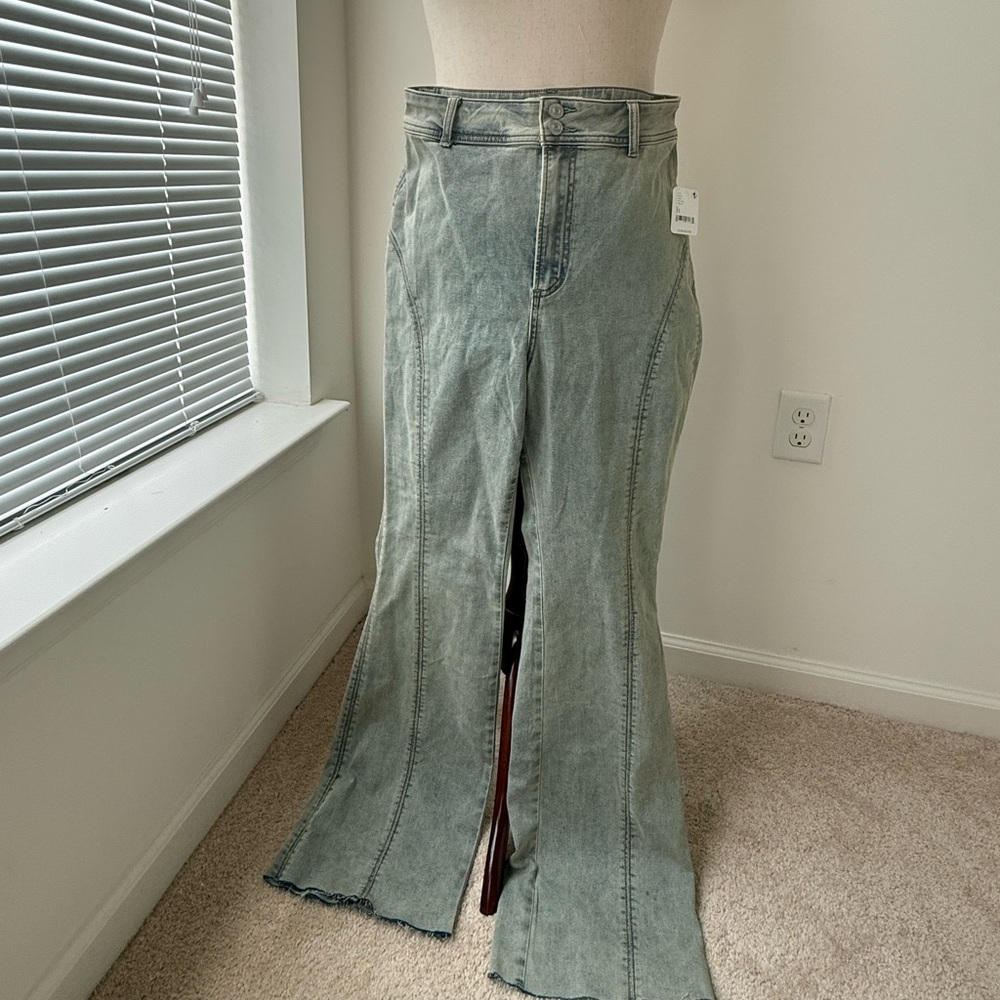 Free People High Rise Flared Jeans - Light Blue
